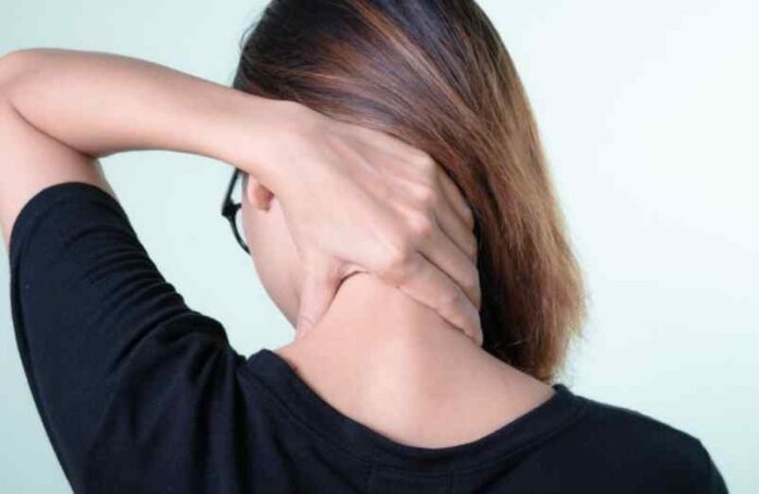 Douleur cervicale : quels remèdes de grand-mère pour soulager ? Marie Lopez Douleur cervicale : quels remèdes de grand-mère pour soulager ? Marie Lopez